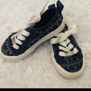Mk toddler girl shoes
